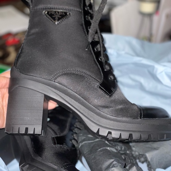 NEW IN BOX PRADA Brushed leather and nylon laced booties Sz 37.5 - Picture 7 of 12